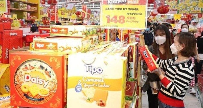 Hàng Việt chiếm ưu thế trên thị trường Tết