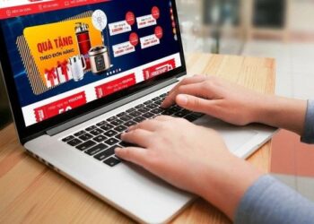 Sàn thương mại điện tử nào đang thu hút nhiều người tiêu dùng Việt?
