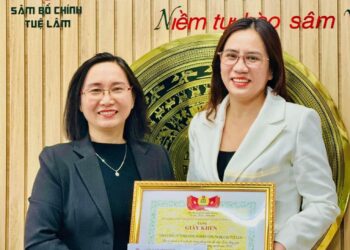 Công ty Nông nghiệp công nghệ cao Tuệ Lâm Quảng Bình: Nhận giấy khen từ Công đoàn ngành Nông nghiệp và Phát triển nông thôn