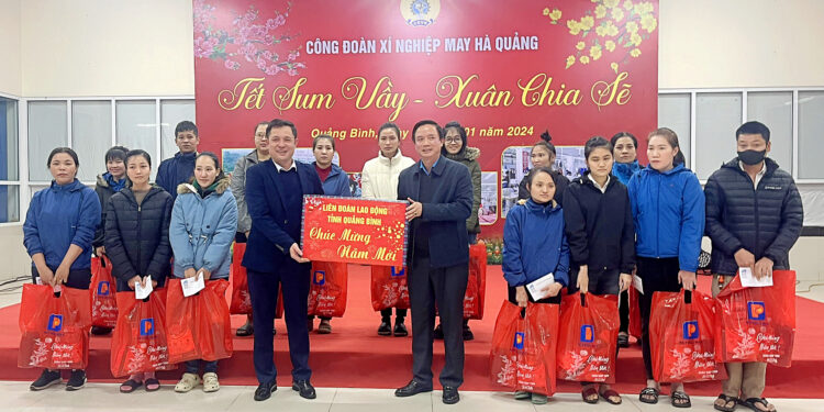 Xí Nghiệp may Hà Quảng: “Tết sum vầy – Xuân chia sẻ”