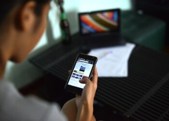 Ông Hồ Minh Sơn – Viện trưởng Viện Nghiên cứu Thị trường – Truyền thông Quốc tế (IMRIC): Doanh nghiệp Tài chính – Ngân hàng mạnh dạn đối mặt với tin giả