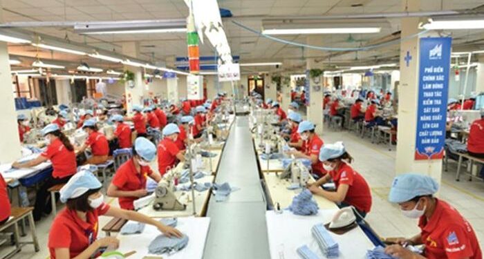 Doanh nghiệp Việt – một năm ‘vượt sóng cả’