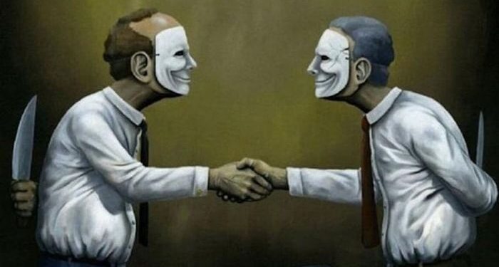 Người đạo đức giả mở miệng thường nói câu này