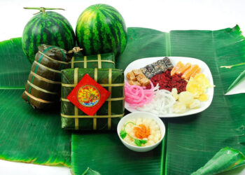 Xuân Về Ngang Cửa