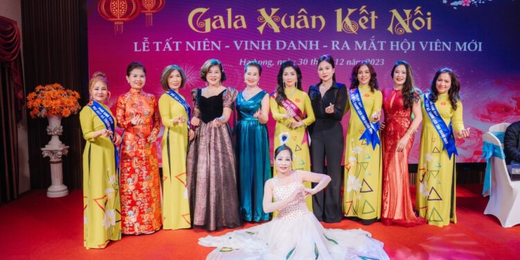 Hội Quý bà Thanh lịch Việt Nam Toàn Cầu tỉnh Quảng Ninh tổ chức tổng kết hoạt động công tác hội và kết nạp hội viên mới