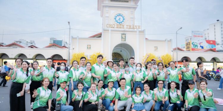 Bệnh viện Răng Hàm Mặt Sài Gòn tham gia nhặt rác, bảo vệ môi trường, phát triển du lịchThành phố Hồ Chí Minh