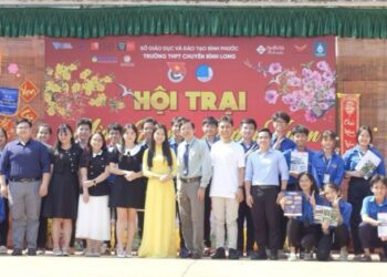 Hướng đi mới trong định hướng lựa chọn ngành nghề cho Học sinh THPT tại Chuyên Bình Long