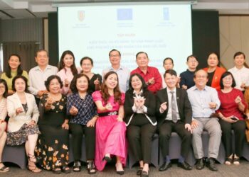 Bế mạc khóa tập huấn nâng cao kiến thức và kỹ năng tư vấn pháp luật cho phụ nữ là nạn nhân của bạo lực giới