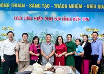 Đoàn công tác Viện Nghiên cứu Thị trường – Truyền thông Quốc tế và Viện Nghiên cứu Chính sách pháp luật thăm và làm việc với Hội LHPN tỉnh Bến Tre