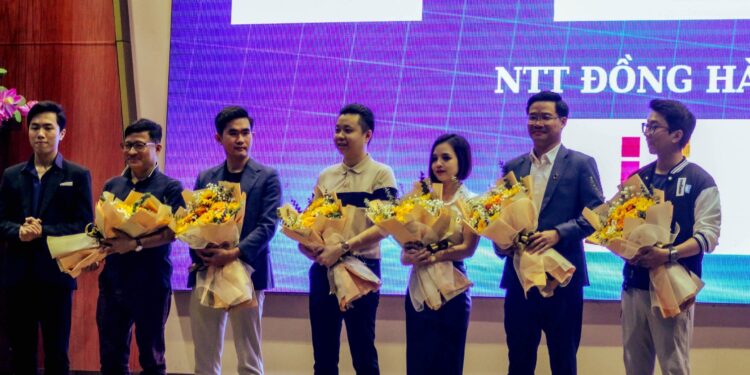 Khi Gen Z khởi nghiệp: Đa dạng dự án từ AI, VR đến mục tiêu Phát triển bền vững