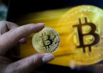 Việt Nam đứng thứ hai thế giới về tỷ lệ sở hữu tiền số