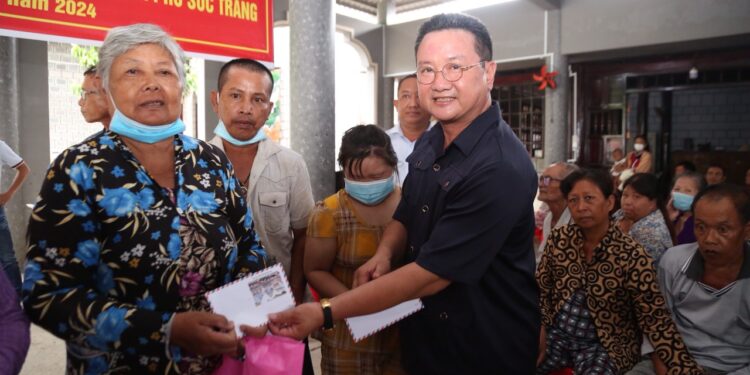 TS – Nhà báo Hồ Minh Sơn – Viện trưởng Viện IMRIC, Tạp chí Nhiếp ảnh và Đời sống: Thiện nguyện – Chuyện không của riêng ai, điều hiển nhiên phải làm