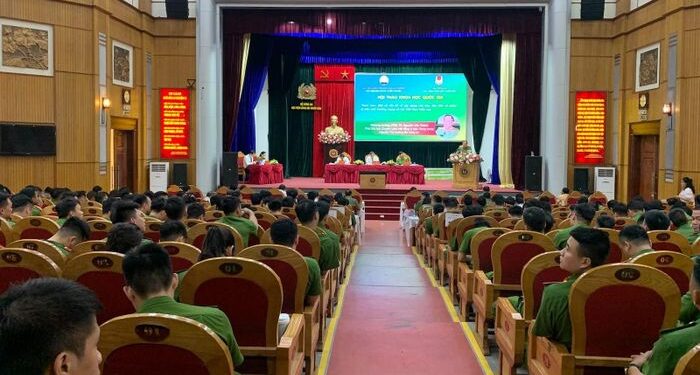 ‘Ảo tưởng quyền lực’ trên mạng xã hội