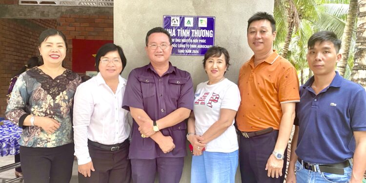 Thắm đượm nghĩa tình trong ngôi nhà tình thương của Viện IMRIC, Viện IRLIE và Tạp chí Nhiếp ảnh&Đời sống