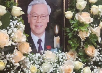 Hiệp hội Trang trại và Doanh nghiệp Nông nghiệp Việt Nam Khu vực Miền Trung Tây Nguyên Tổ Chức Lễ Viếng Liệt Sỹ và Đồng Chí Tổng bí thư Nguyễn Phú Trọng