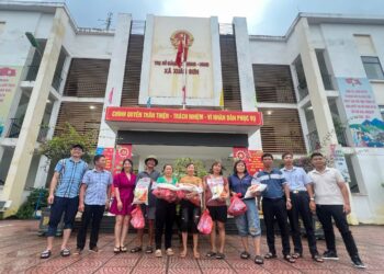 Viện IMRIC phối hợp Tạp chí Doanh nghiệp và Trang trại Việt Nam tiếp tục góp yêu thương gửi đồng bào vùng bão lũ Hà Nội