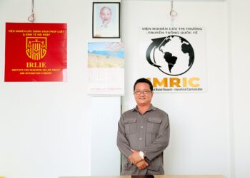 Ông Hồ Minh Sơn: Chuyên mục hỏi – đáp phụ nữ chỉ ở nhà nội trợ, có giành được quyền nuôi con khi ly hôn – Quyền và nghĩa vụ của người quản lý di sản thừa kế?