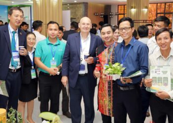 Hành trình khởi nghiệp xanh với loài hoa độc lạ của chàng trai 9x