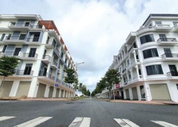 Nghị quyết về tăng cường quản lý thị trường bất động sản được thông qua