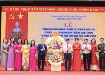 TRƯỜNG THCS VIÊN SƠN TỔ CHỨC TRỌNG THỂ KỶ NIỆM 60 NĂM THÀNH LẬP, ĐÓN NHẬN BẰNG CÔNG NHẬN TRƯỜNG CHUẨN QUỐC GIA