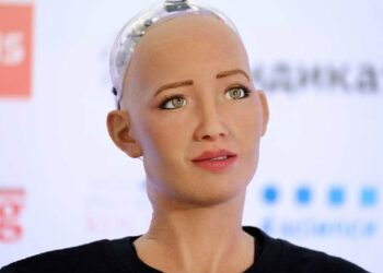 Năm 2024: Trải qua hơn 40 năm để robot đủ trưởng thành