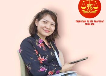 Luật sư Phạm Lan Thảo – PGĐ Trung tâm tư vấn pháp luật Minh Sơn: Đeo tai nghe khi điều khiển xe máy – Xi nhan trái nhưng rẽ phải, bị phạt như thế nào?