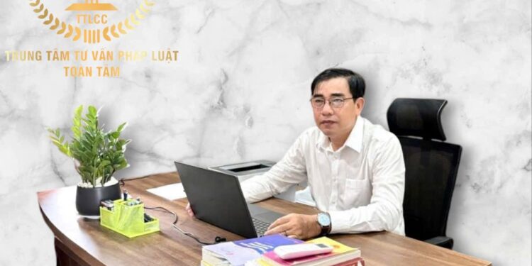 Luật sư – ThS. Nguyễn Thành Hưng – PGĐ Trung tâm tư vấn pháp luật Toàn Tâm tư vấn pháp luật tách thửa đất ở – Người dân có tranh chấp đất đai, khởi kiện khi nào?