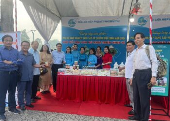 Bến Tre: Đối thoại “Chính sách phát triển doanh nghiệp và kinh tế tập thể do nữ làm chủ”