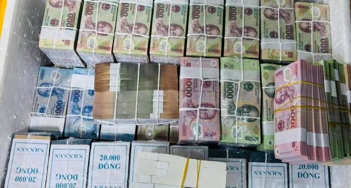 Đổi tiền online: Cẩn thận ‘tiền mất, tật mang’