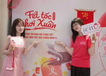 Diễn giả Áo Dài Võ Thị Mỹ Duyên quyết định “cắt phăng” mái tóc dài “thương hiệu” ngay cận Tết 2025