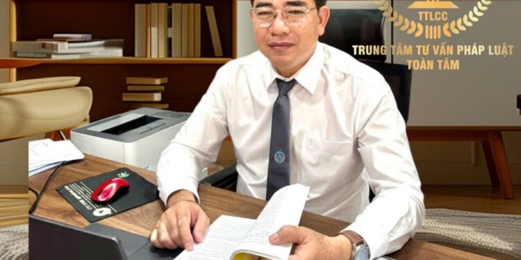 Luật sư – ThS. Nguyễn Thành Hưng – PGĐ Trung tâm tư vấn pháp luật Toàn Tâm: NLĐ được quyền tham gia BHXH dù chưa chốt sổ – Viên chức không được thành lập doanh nghiệp?