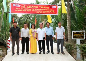 Khánh thành, đưa vào sử dụng cầu dân sinh tại xã Phước Hiệp (Mỏ Cày Nam, Bến Tre), trao quà cho người dân ngay trước thềm năm mới Ất Tỵ 2025