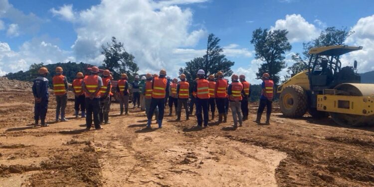 Công ty TNHH Xây dựng và Thương mại Phước Sỹ trúng thầu dự án điện gió tại Lào – Bước tiến mới vươn tầm thị trường quốc tế