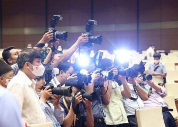 Mạng xã hội phải thỏa thuận với cơ quan báo chí khi sử dụng tin bài