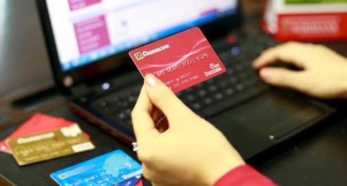 Gửi tiền vào thẻ ATM Agribank có lãi suất?