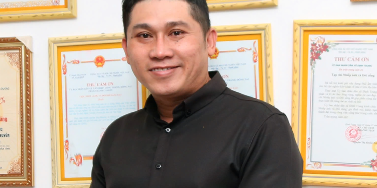 Quy định việc công chứng, chứng thực hợp đồng, văn bản thực hiện các quyền của người sử dụng đất – Tranh chấp đất đai, hòa giải kéo dài, giải quyết thế nào?