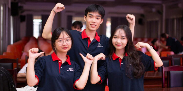 Học viện Kỹ năng VTALK và SFVN đồng hành cùng Trường Đại học Giao Thông Vận Tải tại Talkshow “Làm Chủ Bản Thân Và Tư Duy Ngôn Từ”