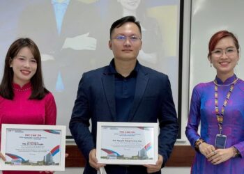 Học viện Kỹ năng VTALK Và OKR.BUSINESS Đồng Hành Cùng Trường Đại Học Quản Lý & Công Nghệ TP.HCM – Hội Thảo Hành Trình Phát Triển Sự Nghiệp