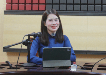 Chuyên gia nói thẳng “Văn phong xin lỗi của người nổi tiếng chỉ đúng 1 màu”