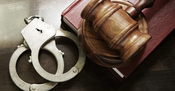 TS. Hồ Minh Sơn: Yếu tố pháp lý liên quan TikToker “Thế Lòng Se Điếu” và TikToker Lê Việt Hùng?