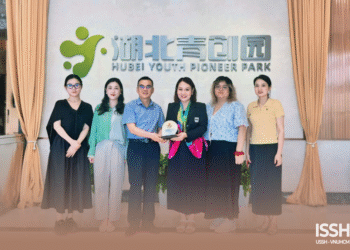 PGS.TS Phan Thị Hồng Xuân thăm, làm việc các đối tác Trung Quốc về công nghệ AI với phát triển đô thị thông minh và giao lưu văn hoá Việt – Trung