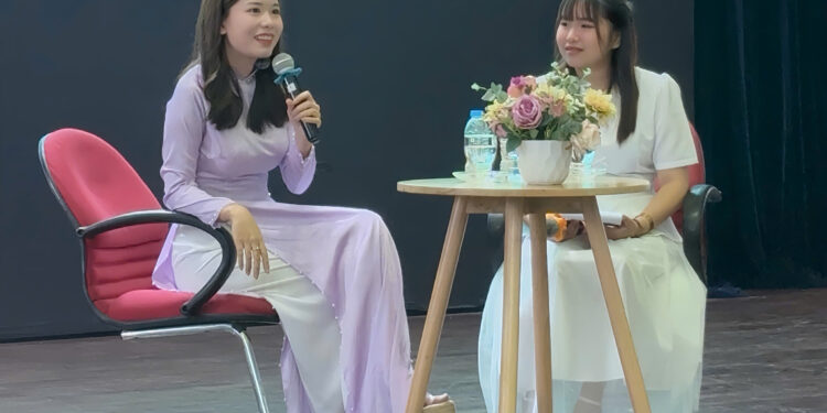 Diễn giả Áo Dài Võ Thị Mỹ Duyên: Cách tìm ra định hướng cuộc đời mình tốt nhất là…lạc đường một cách triệt để”