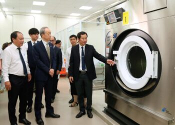 Bệnh viện Lê Văn Thịnh chính thức đưa vào vận hành nhà giặt công nghệ Nhật Bản