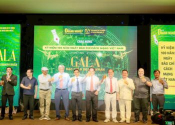 Long trọng Lễ Kỷ niệm 100 năm Báo chí cách mạng Việt Nam và trao Kỷ niệm chương xây dựng, phát triển “Nông nghiệp – Nông dân – Nông thôn Việt Nam