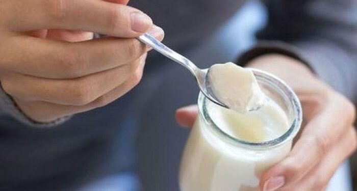 6 lợi ích của việc ăn sữa chua vào buổi tối