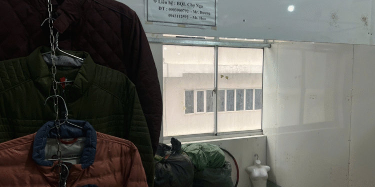 Vì sao tiểu thương chợ Nga trả mặt bằng vì vắng khách