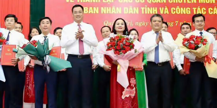 Tiến sĩ, Nhà giáo Ưu tú Lê Thị Hương tiếp tục giữ chức Giám đốc Sở GD&ĐT tỉnh Quảng Trị sau hợp nhất