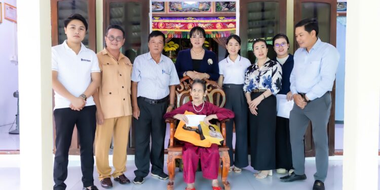 Hiệp hội VFAEA – Tạp chí Doanh nghiệp và Trang trại Việt Nam Tri ân Mẹ Việt Nam Anh hùng tại Quảng Trị