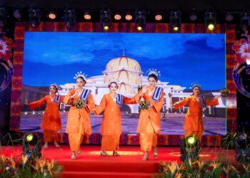 Rực rỡ sắc màu tại “Lễ hội Du lịch, Nghệ thuật, Văn hóa và Ẩm thực Malaysia 2025”