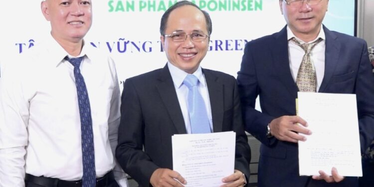 Tập đoàn Vững Tin và Công ty Green Pharmedic: Ký kết hợp tác phân phối độc quyền sản phẩm Saponinsen